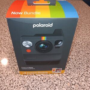 Polaroid Now Everything Bundle Gen 3 Film Camera - Black: Automatic Focus & Flas